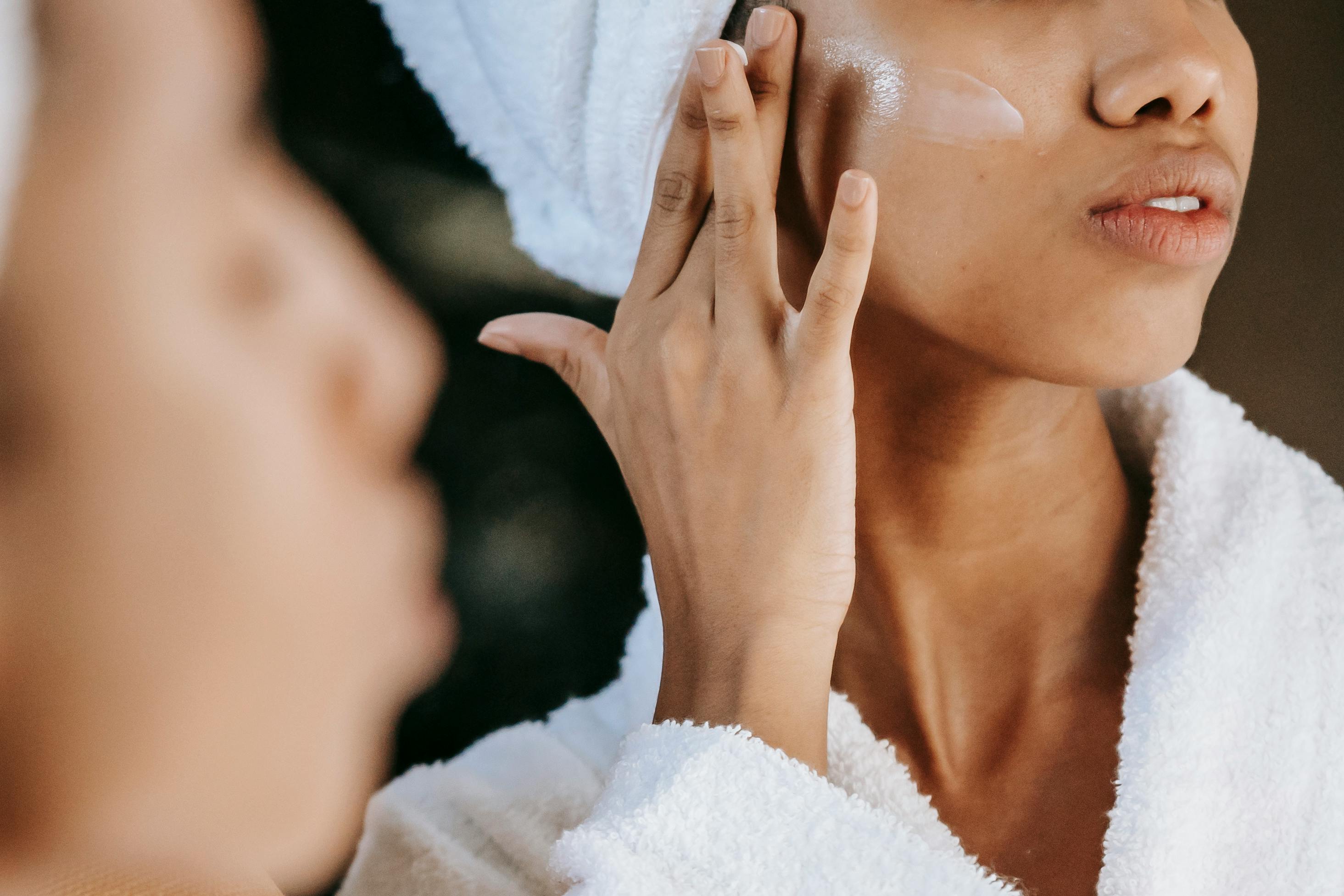 The Benefits of a Daily Skincare Routine